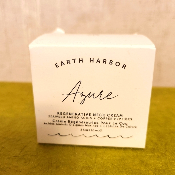 Earth Harbor Other - NIB Earth Harbor Azure neck & face creme